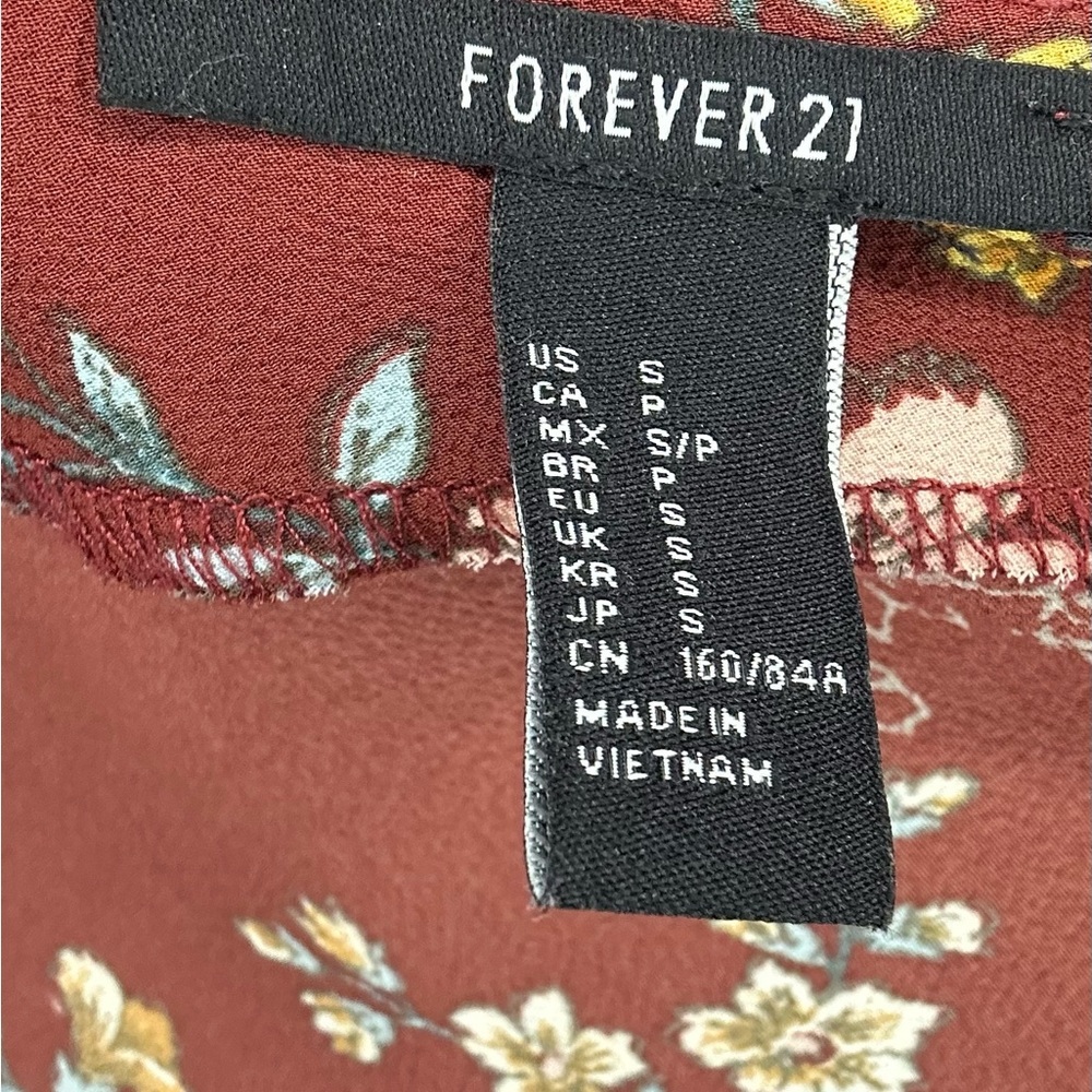 Blouses/flannels/button downs-2 for $20 or 3 for $30 (Mix & Match) - Picture 5 of 5